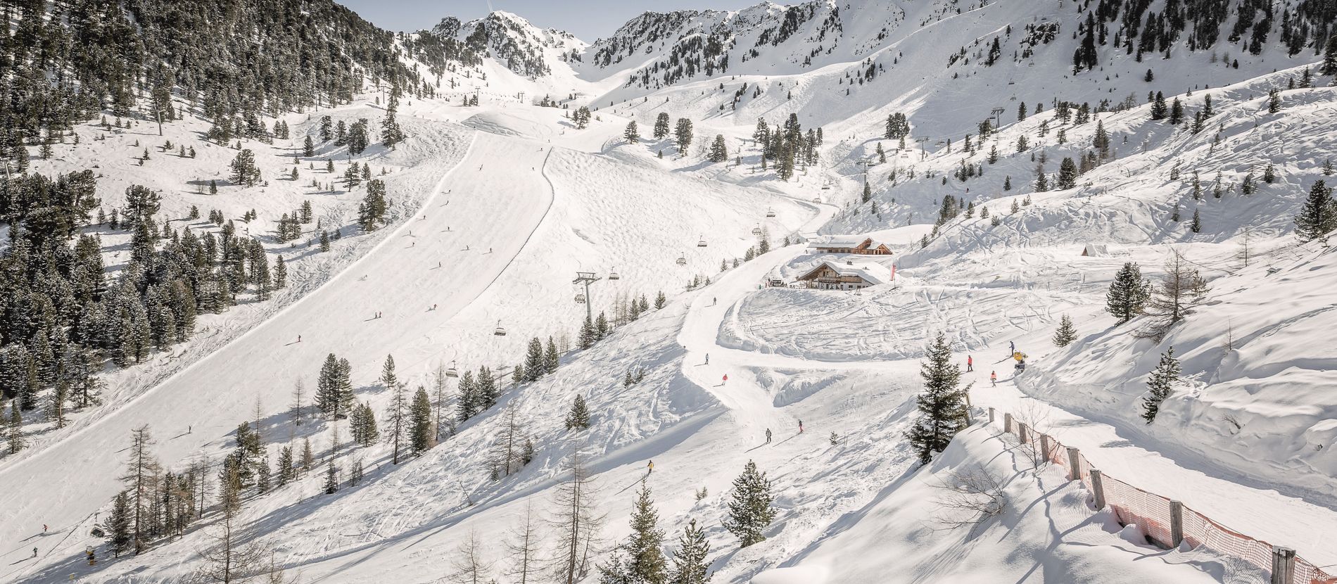 Skigebiet Hochoetz und Kühtai - schneesicher im Winter - wohnen im Hotel Schlössl Ötztal